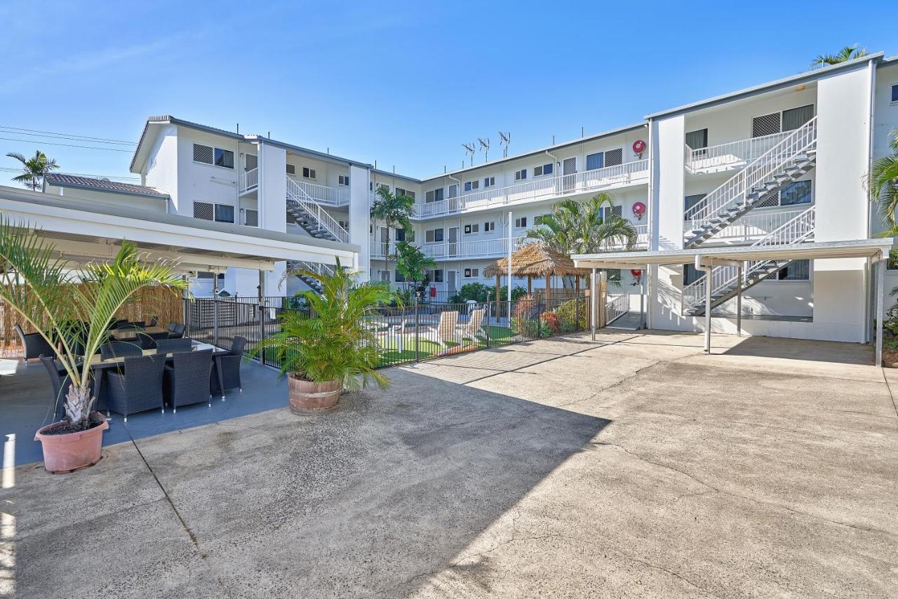 Cocos Holiday Apartments Trinity Beach Exterior photo